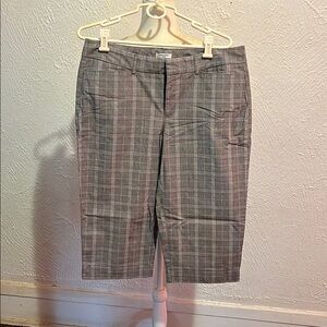 Dockers Petite Curvy Plaid Shorts